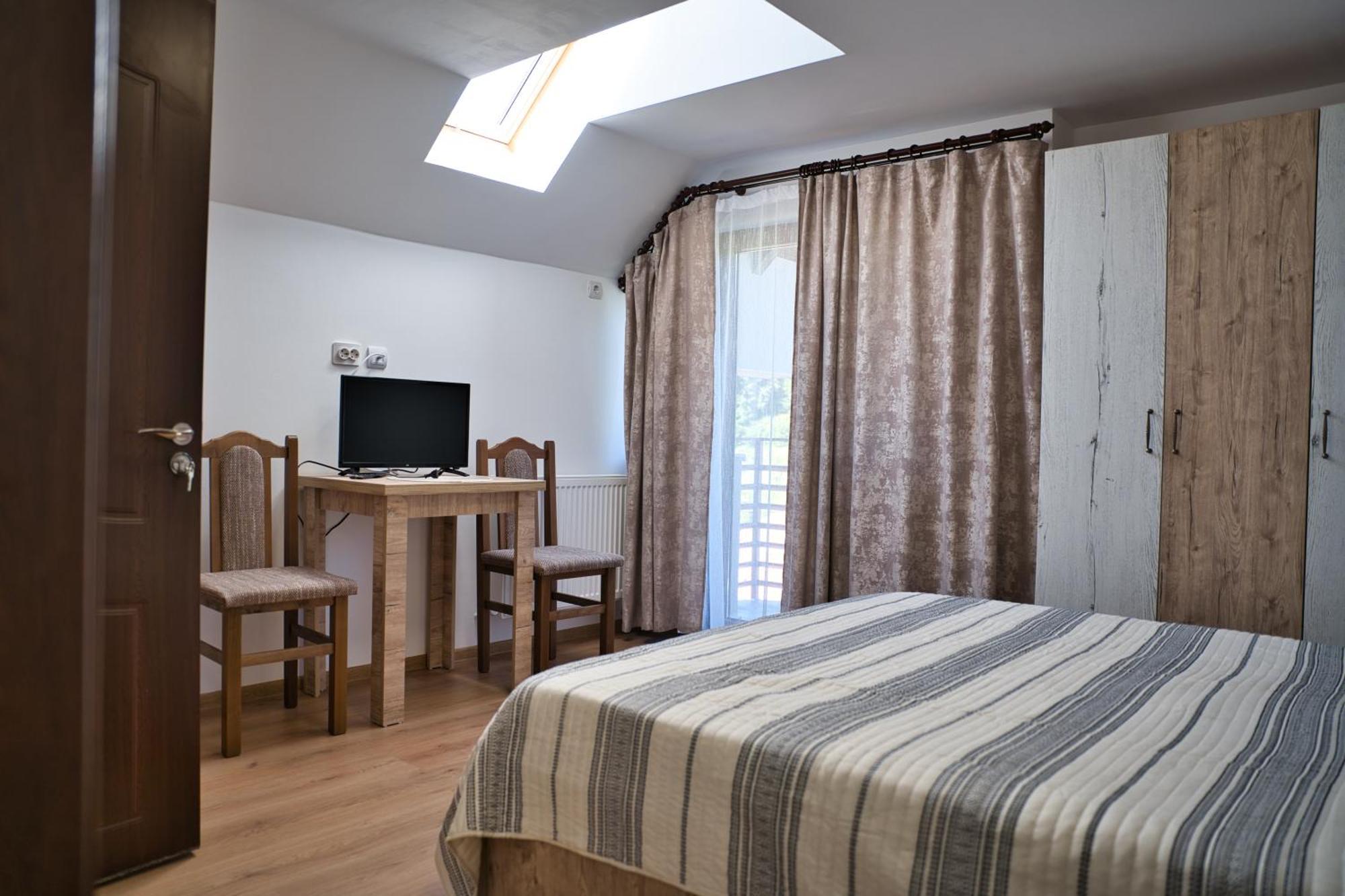 Perla Argesului, Ciubar, Piscina, Lift, Gratar, Cabana, Pensiuni, Hotel Cazare Transfagarasan Curtea De Arges Albestii de Arges Exteriör bild