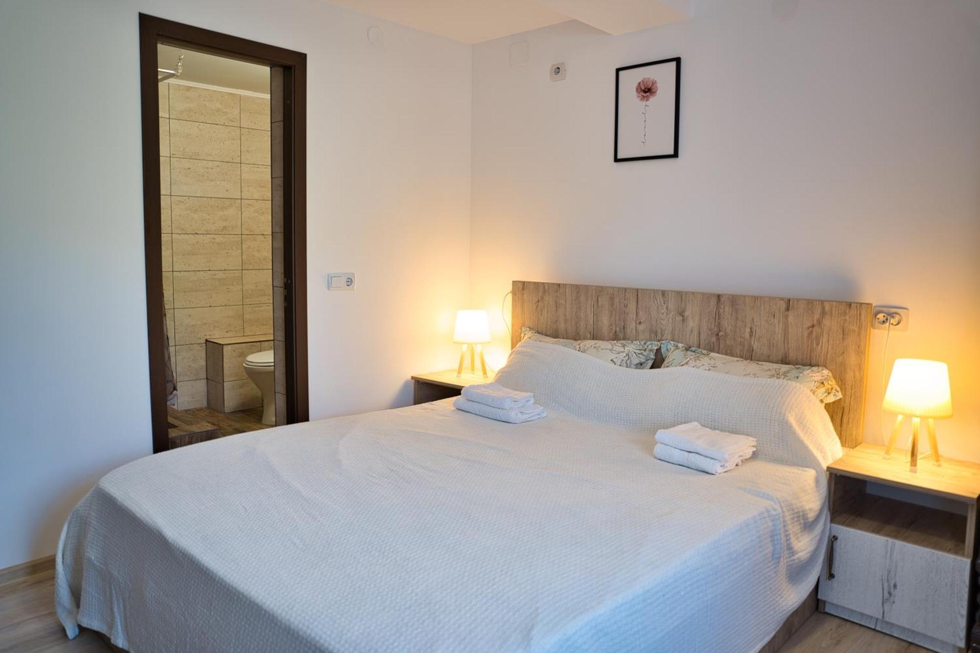 Perla Argesului, Ciubar, Piscina, Lift, Gratar, Cabana, Pensiuni, Hotel Cazare Transfagarasan Curtea De Arges Albestii de Arges Exteriör bild