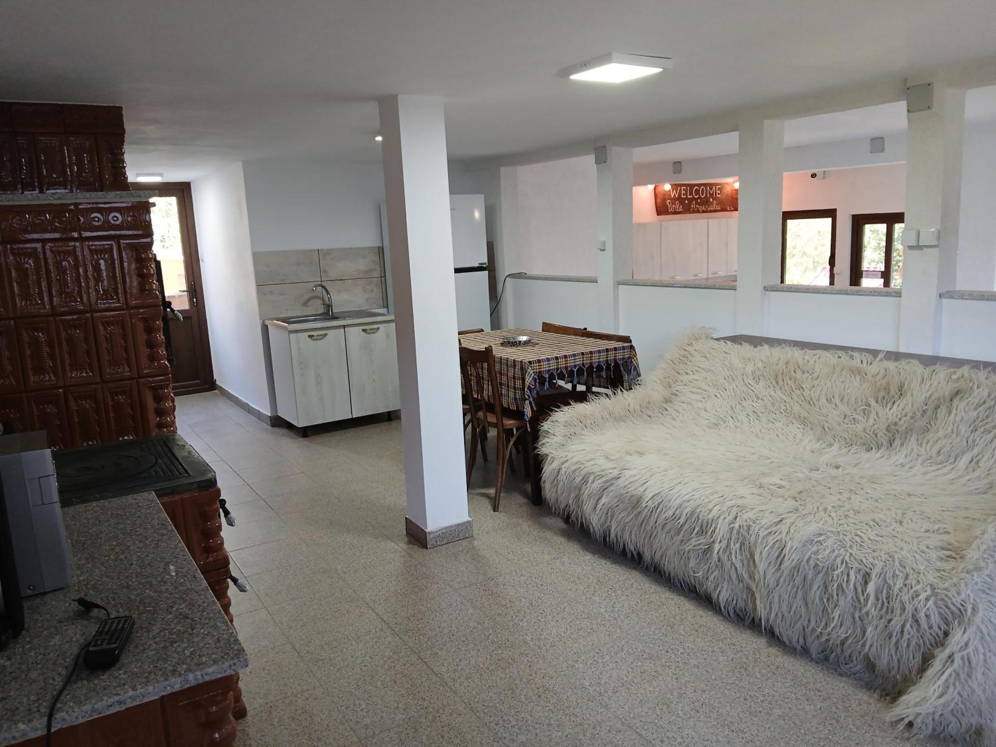 Perla Argesului, Ciubar, Piscina, Lift, Gratar, Cabana, Pensiuni, Hotel Cazare Transfagarasan Curtea De Arges Albestii de Arges Exteriör bild