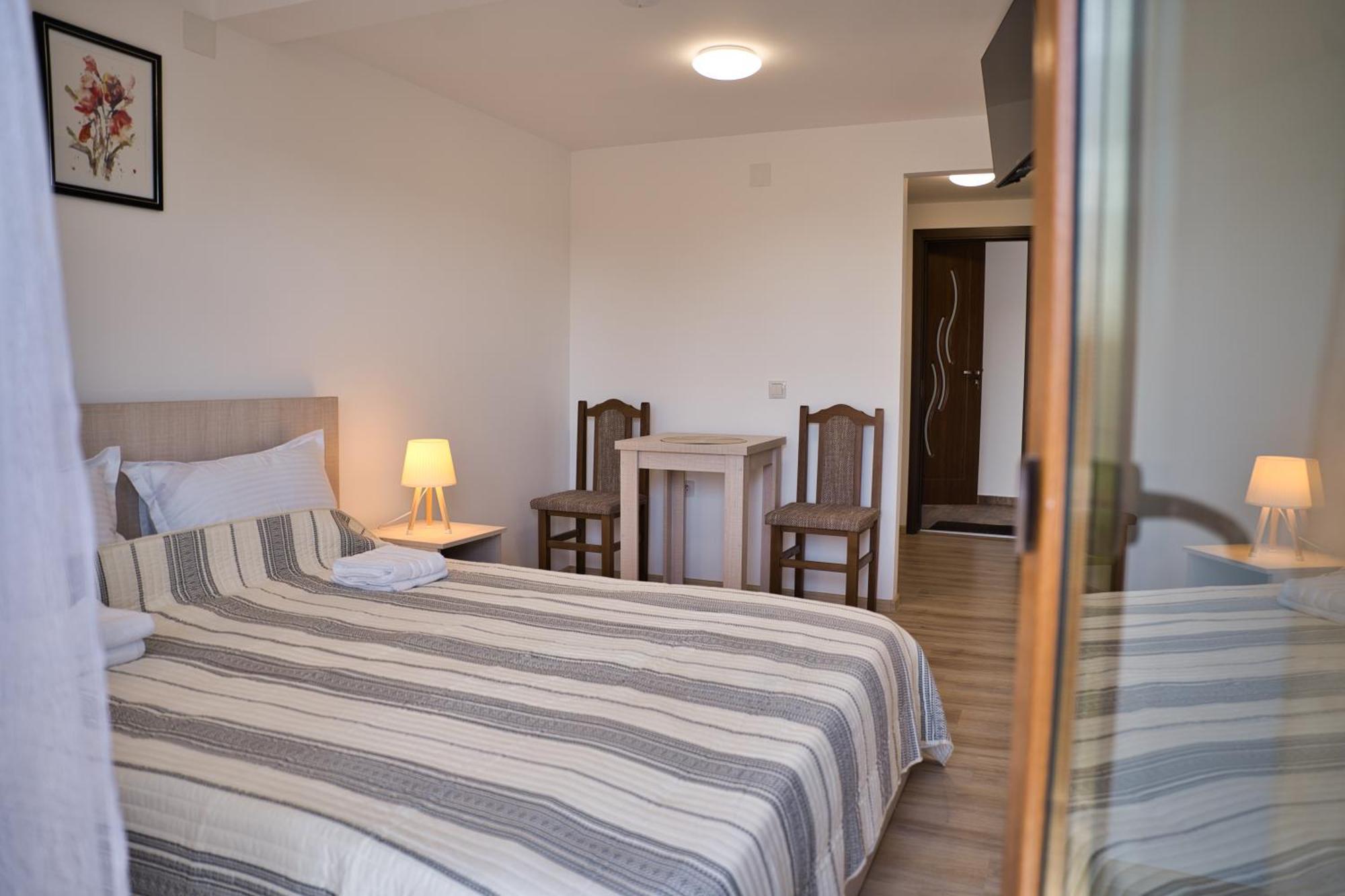 Perla Argesului, Ciubar, Piscina, Lift, Gratar, Cabana, Pensiuni, Hotel Cazare Transfagarasan Curtea De Arges Albestii de Arges Exteriör bild